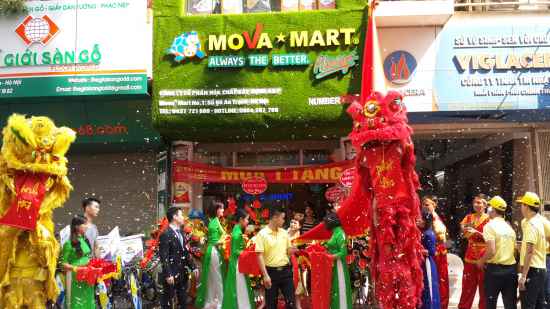 Hình ảnh lễ khai trương MovaMart Number One - 66 An Trạch, Hà Nội