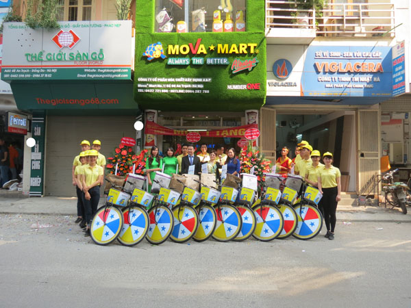 Lễ khai trương cửa hàng MovaMart đầu tiên tại Hà Nội